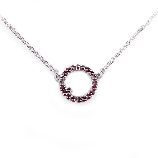 170916 Stříbrný náhrdelník s granáty