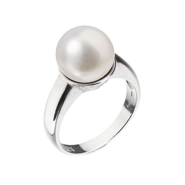 25001.1 Stříbrný prsten s bílou říční perlou