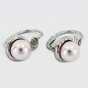 S45-008 Stříbrné náušnice s perlou